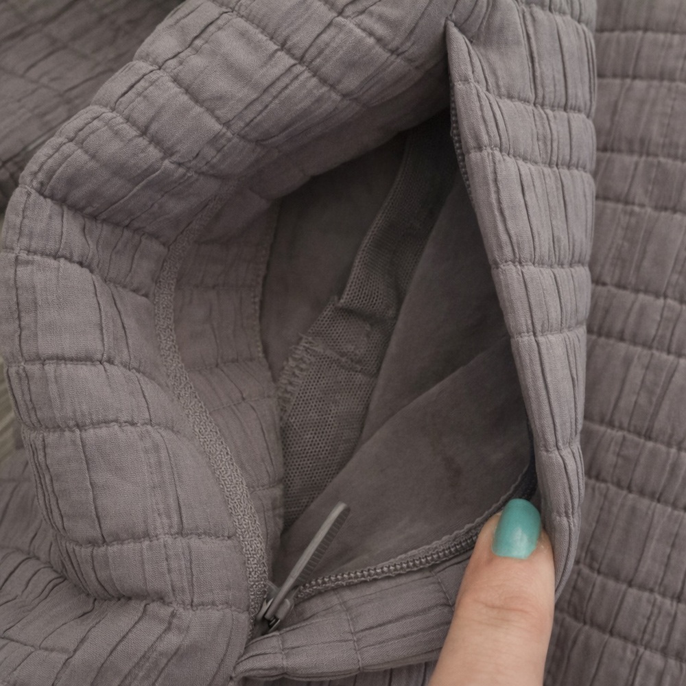 NWOT Lululemon Size 0 Reversible Jacket Serene Travels Bomber Jacket Lunar Rock - Picture 8 of 15